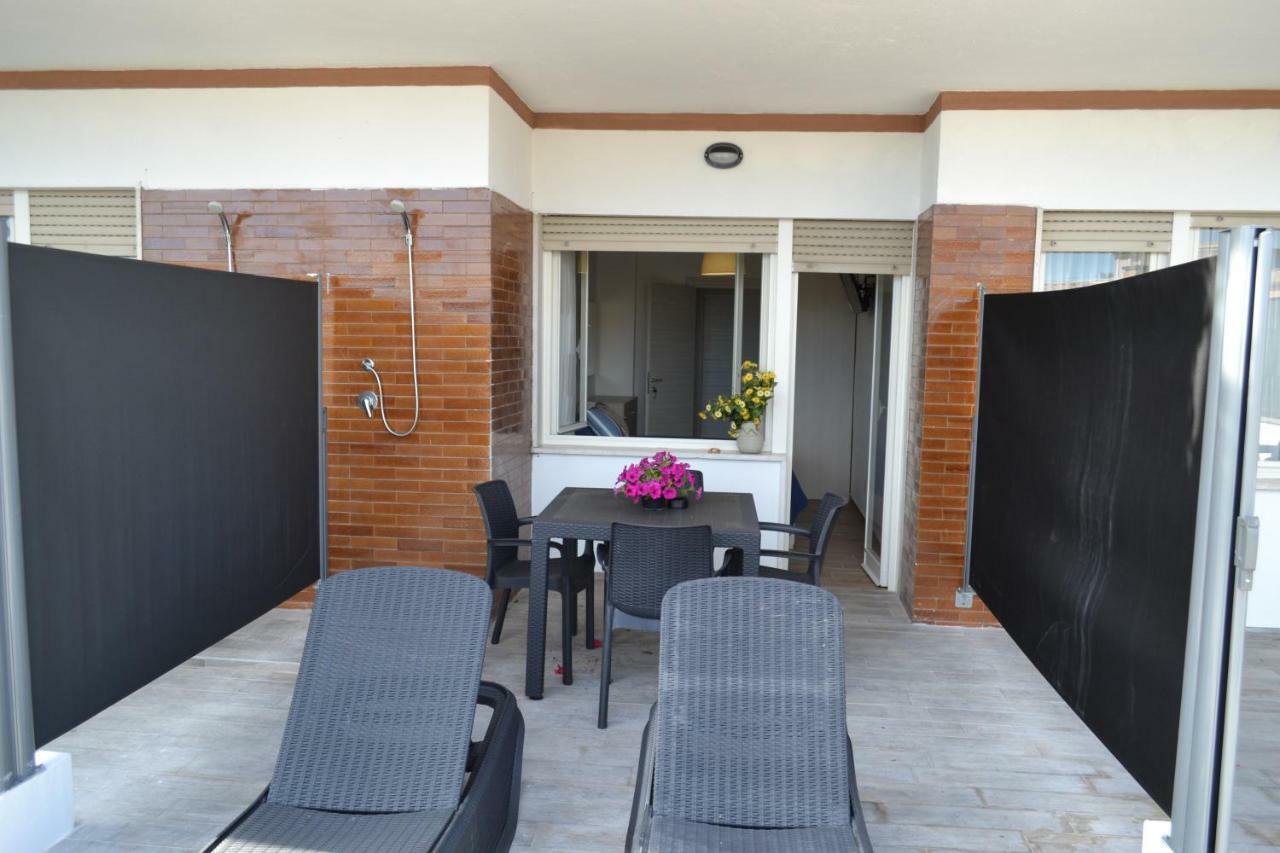 B&B Lineablu Formia Exteriör bild