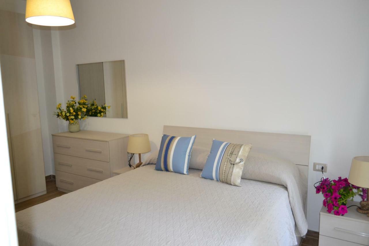 B&B Lineablu Formia Exteriör bild