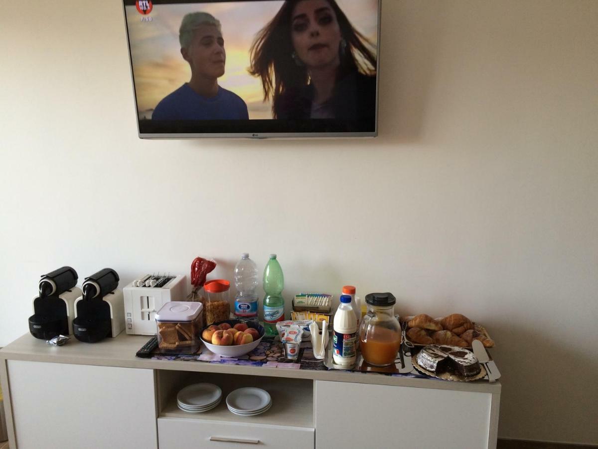 B&B Lineablu Formia Exteriör bild