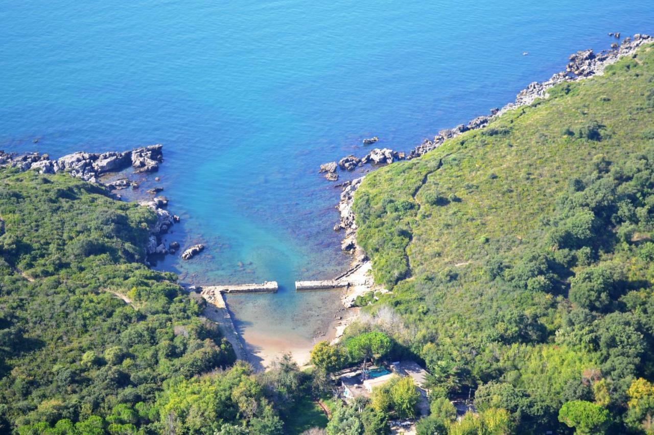B&B Lineablu Formia Exteriör bild